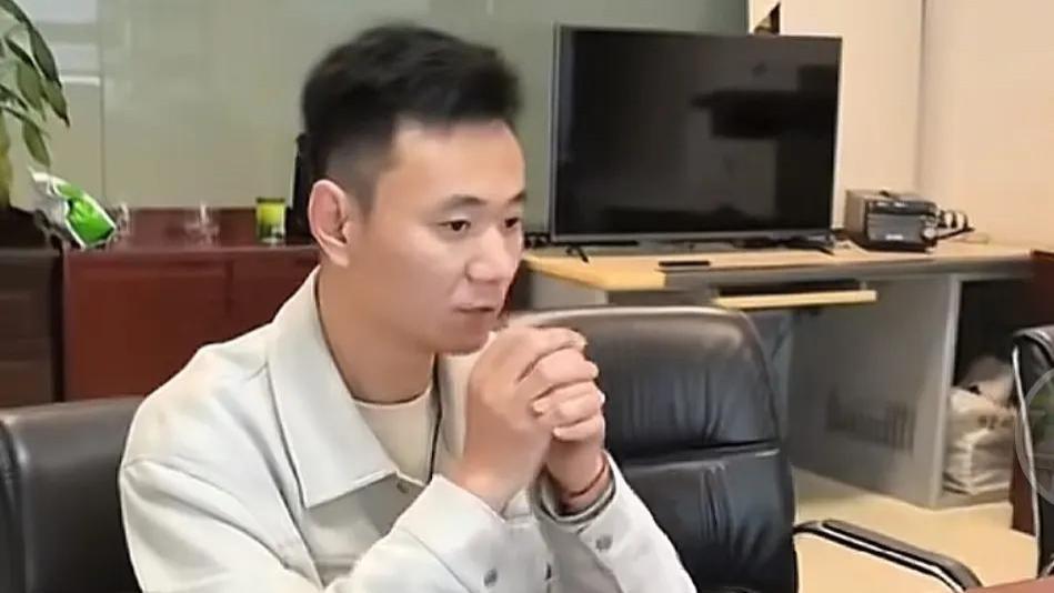 厉怀远: 怀远已成立工作室，网友力挺，怀远回应意味深长