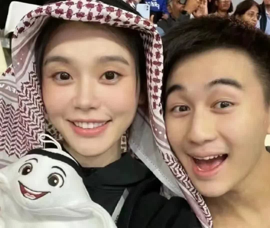 奚梦瑶这下真的坐不住了

不是因为育儿问题，

也不是因为夫妻感情问题，
