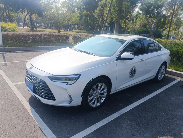 28T是个好车
买了4个多月，开了7000多公里，最快到过210km/h，整体感