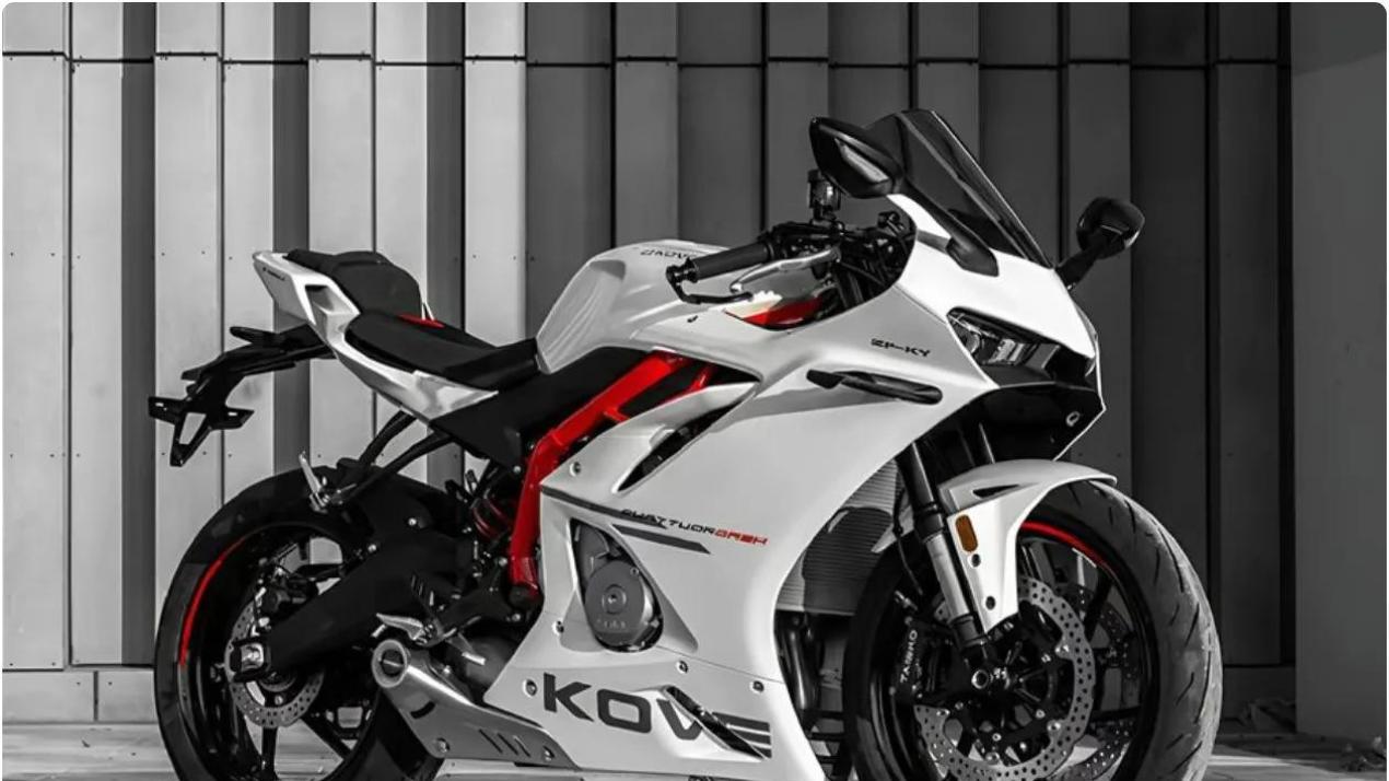四缸仿赛，选张雪500RR还是凯越450RR？