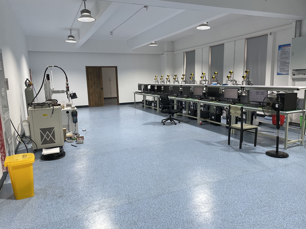 如何通过矿山设备油液监测提升安全性与效率