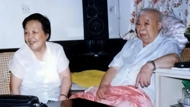 吴法宪晚年苦练书法，一幅字卖50万，吴法宪说我是臭名远扬