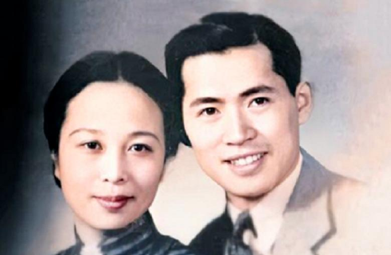 1906年，李鸿章的侄孙女出嫁。掀开红盖头的刹那，众人眼睛都瞪大了，这新娘子也太
