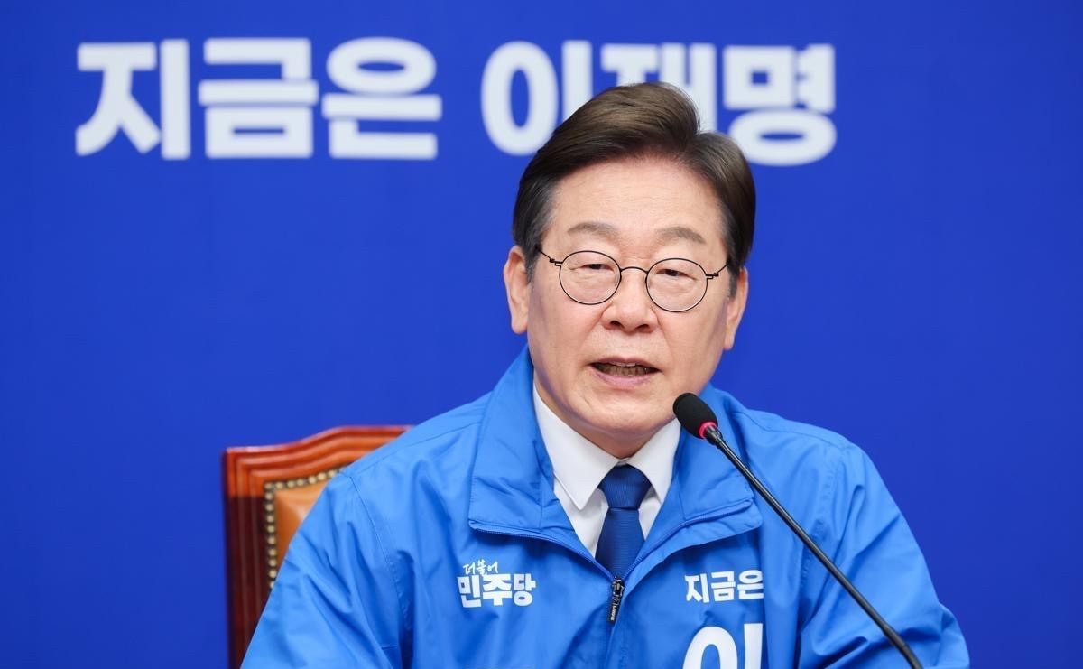 韩国最大在野党想大改政府











天啊噜！韩国那个最大在野党，就是