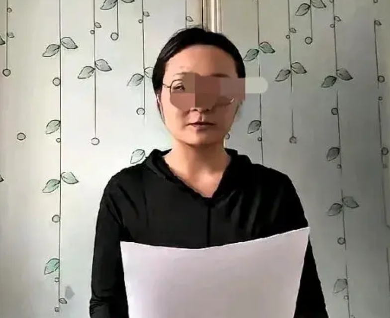 此后，胖东来就安静了
那些搅屎棍们再也不敢碰瓷胖东来了，因为他们知道乱碰瓷是要付