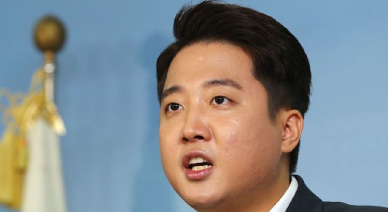 “中国太残忍，如果当选韩总统我会死磕中国”3年前，韩国未来总统热门候选人李俊锡口