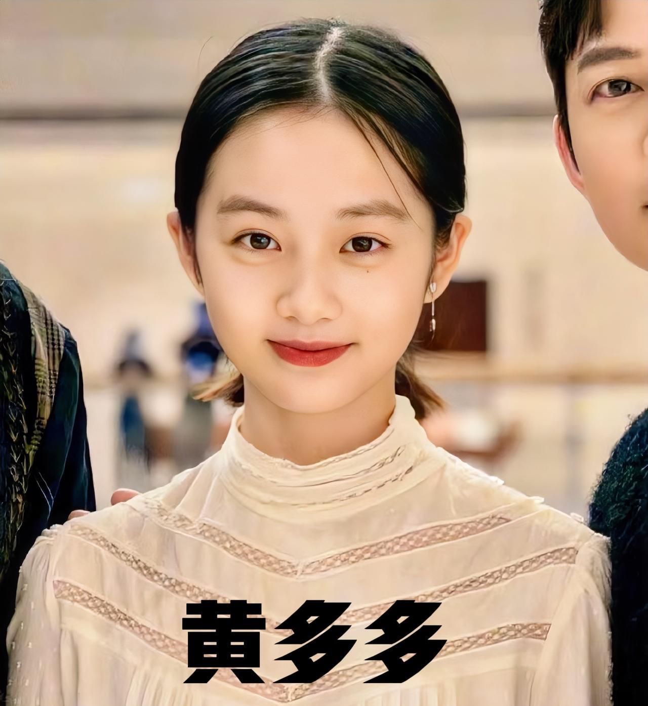 你们都想复杂了！
其实黄磊女儿黄多多去拍电影，
不是因为有资源，也不是因为黄磊，