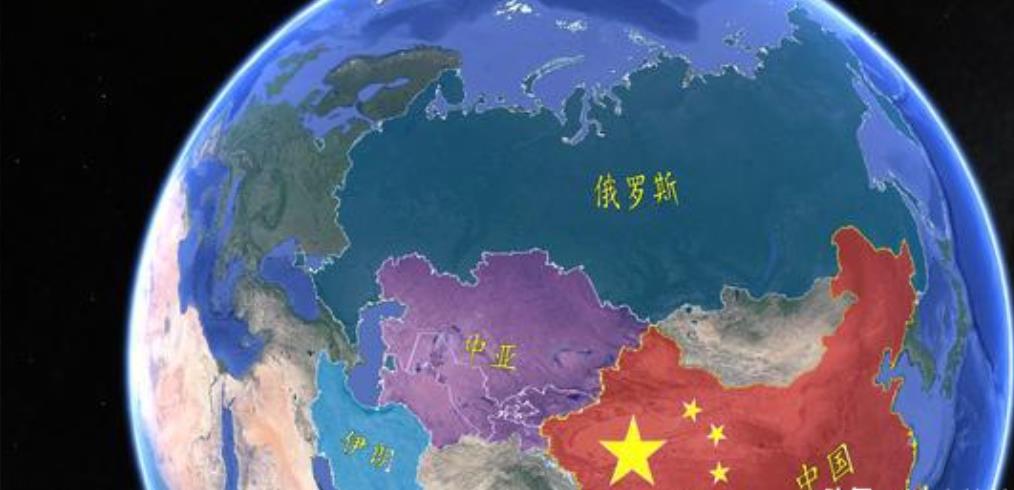 中俄关系的本质是什么？俄乌战争打了三年，北极熊被西方摁着打，可熊猫始终没帮忙。都