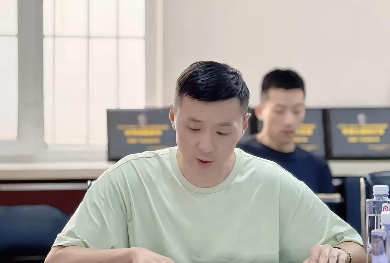 新疆男篮的年轻球员在全运会又一次得到了锻炼成长的机会，刘炜在培养这批年轻球员方面