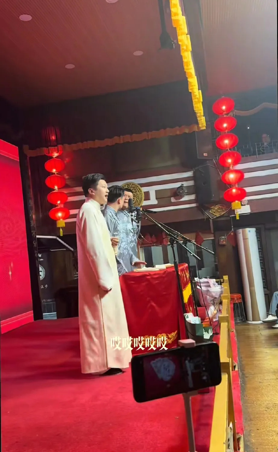 曹云金的相声剧场火了











不敢相信，曾经冷冷清清的云轩，现在居