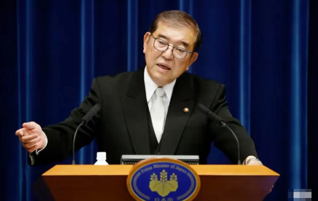 没想到日本居然这样做！
日本在得知美国宣布放弃援助乌克兰后，态度非常坚决，立马决