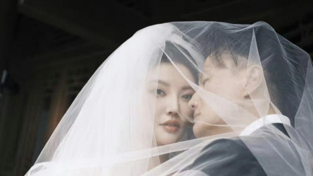 徐冬冬尹子维婚纱照曝光：从荧幕到婚纱，一场跨越时光的浪漫奔赴