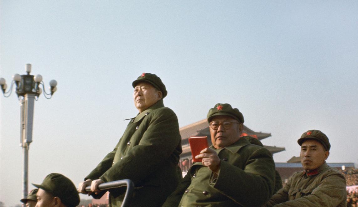 1976年9月8日毛主席同叶剑英握手。弥留之际，想说什么话？
当天，老人家的病情
