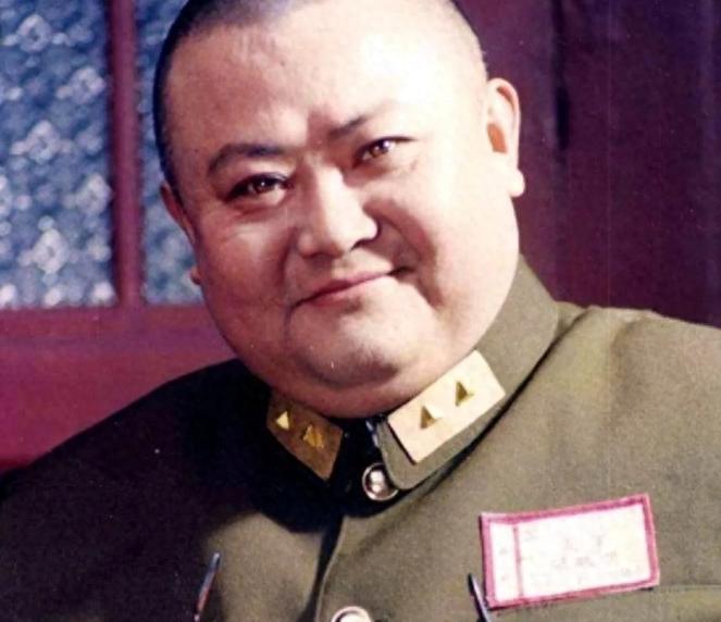 解放后，川军名将范绍增将七个妻子叫到身边，对她们说道:“现在实行一夫一妻了，你们