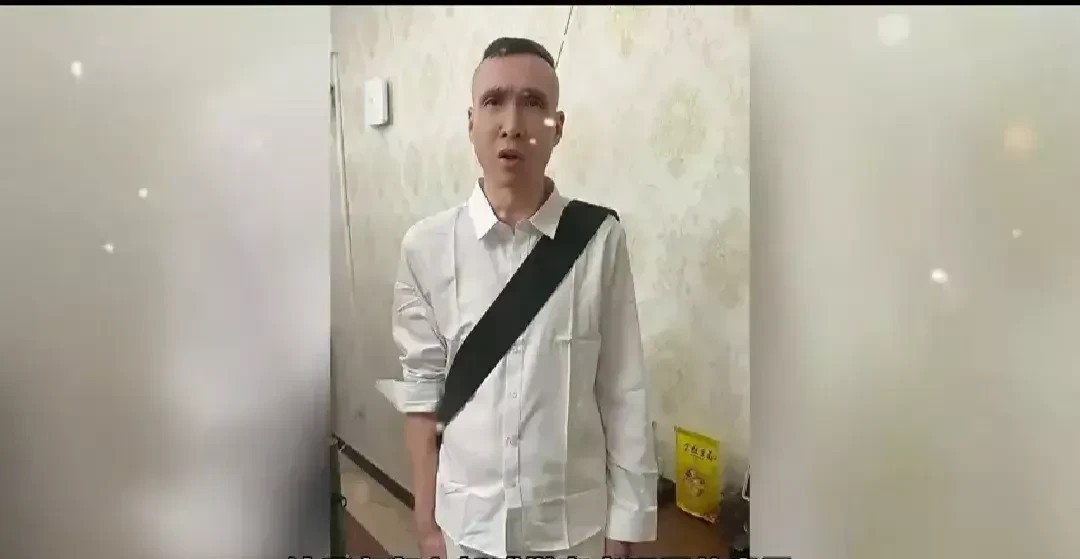 这一男一女太讨厌了！为什么要模仿韦东奕？！
真是为了红，连底线都没了？！
大家看