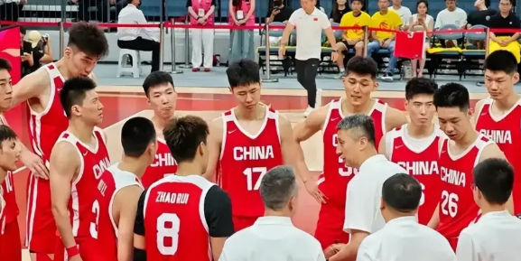 男篮与委内瑞拉三队这两场友谊赛打的真好，完美的体现了男篮出色的虐菜能力，打弱队，