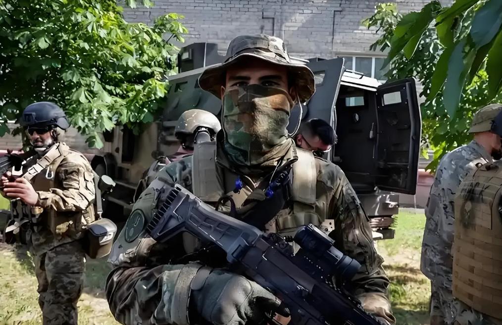 葡萄牙雇佣兵被俄军消灭。

俄罗斯卫星通讯社4月22日报道，代号为“神话”的俄军