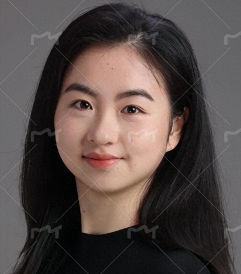 “中国第一！”00后中国女孩让特朗普和马斯克都显得黯然失色了！她研发了首个便携便