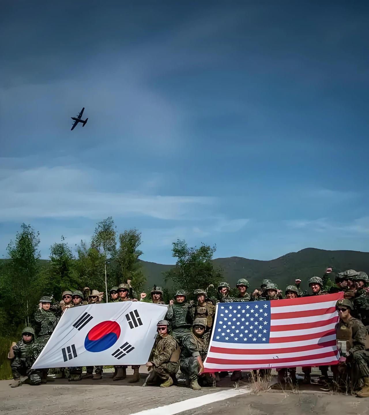 我们当然希望能够跟日本以及韩国谈出一个自贸区，因为这有利于我们盘活经济！东北、山
