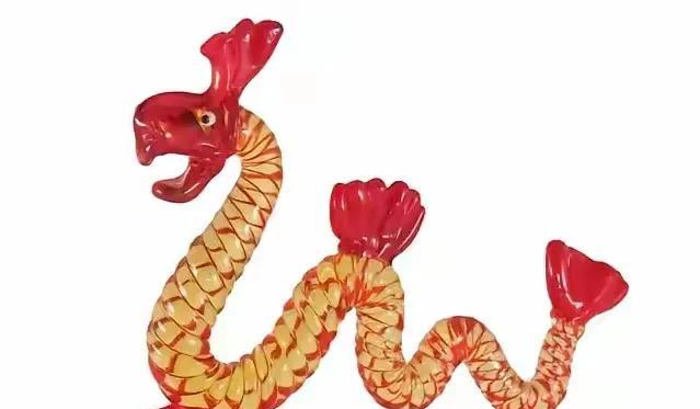 属蛇人具备这9个特征。
一、言行一致
二、不故意为难他人
三、坚决不占人便宜
四