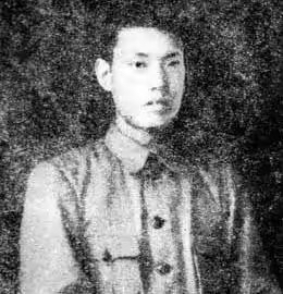 1929年，地下党员丁惟尊叛变，甚至还想带着敌人去火车站抓人，他的妻子知道后，连