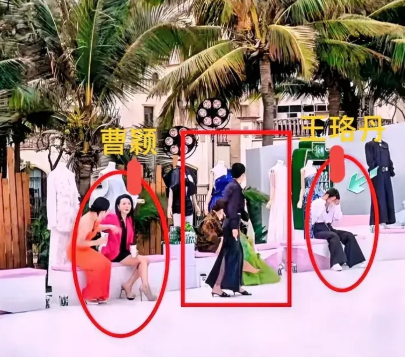 一开始不明白，王珞丹为什么一个人孤零零地坐在右边？

直到我今晚追完浪姐最新一期