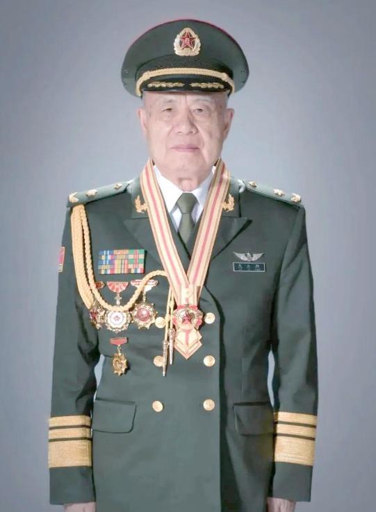 国外军事专家推算，美俄一旦开战，全球可能死亡50亿人。但如果战争发生在中美之间，