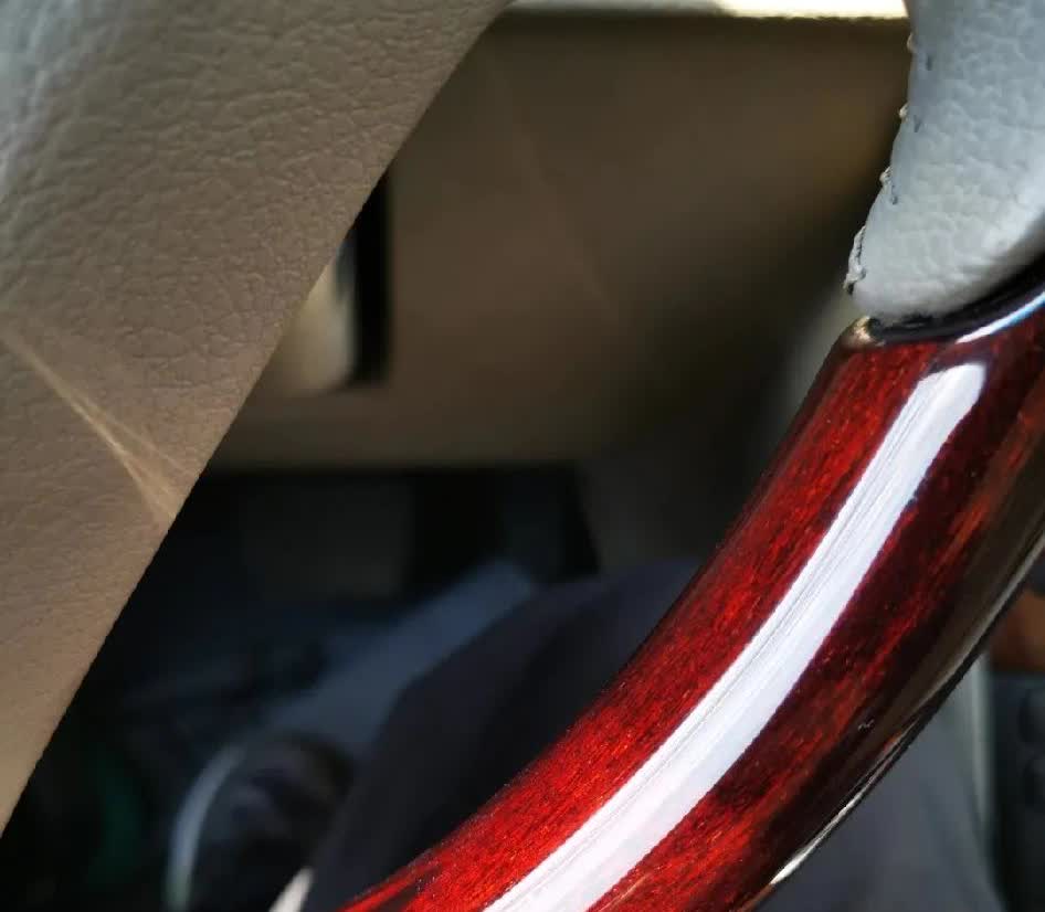 我06年的，沃尔沃XC90，4.4L第18个年头，依然动力澎湃，很喜欢内饰桃木方