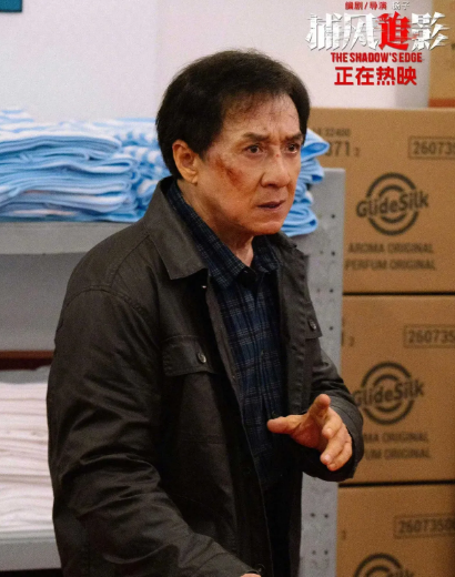 

终于知道
为什么成龙都那么老了，却还在拍戏

不是为了挣钱，也不是闲不住，而