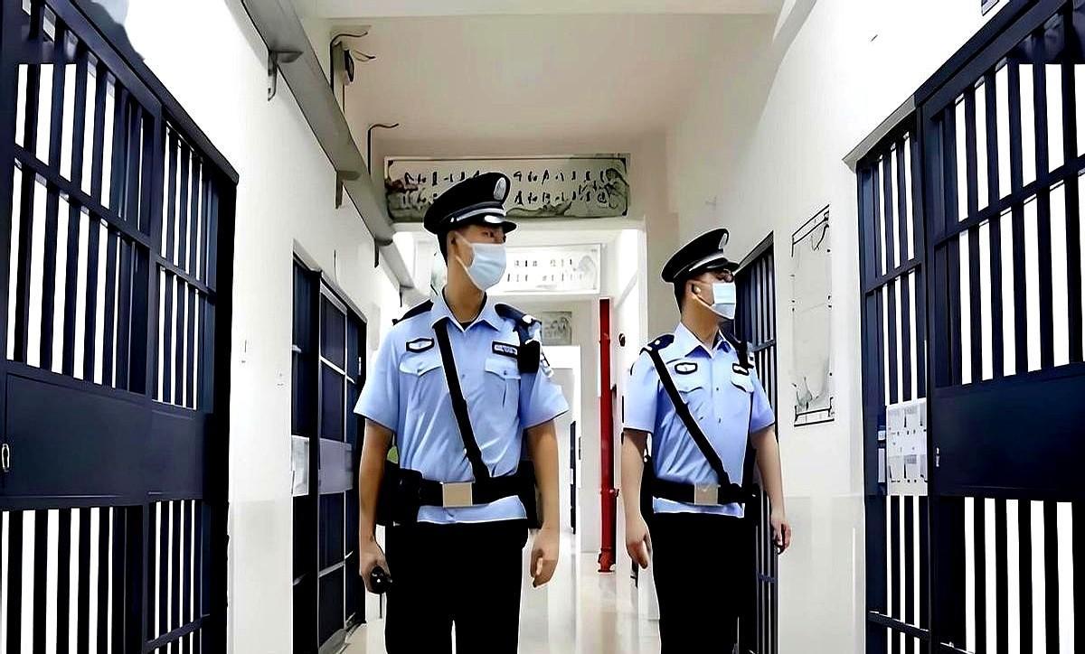 体制内最神奇的职业就是狱警！
为啥这么说？
专门考的人扎堆，工资高假期多，听着挺
