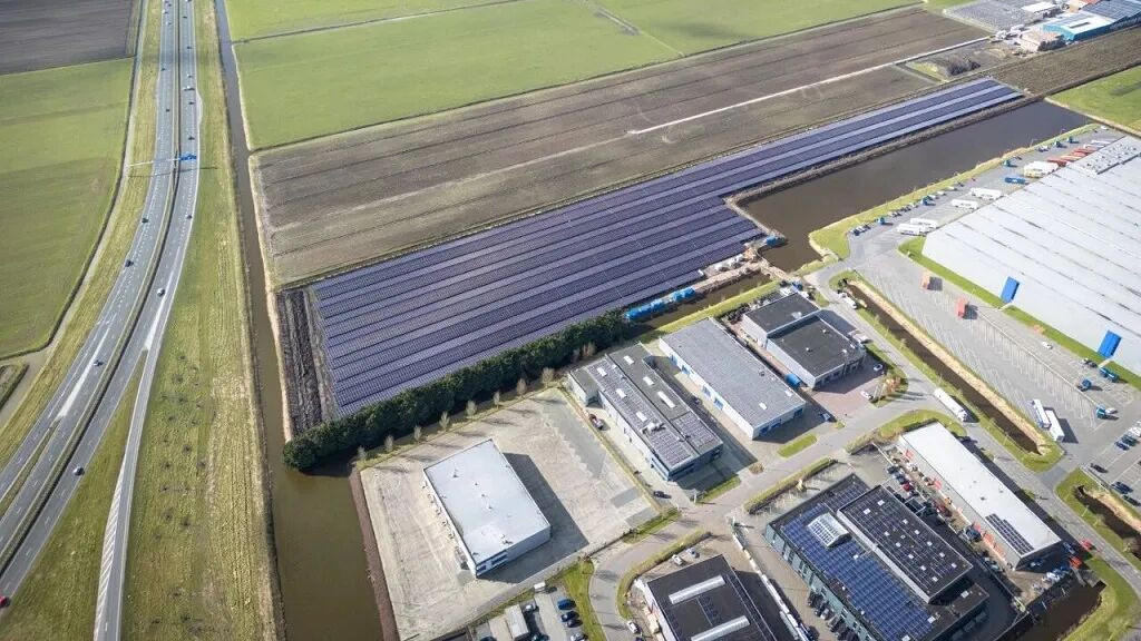 正泰新能源以“智能+绿色”再拓欧洲版图，加速欧盟绿色转型