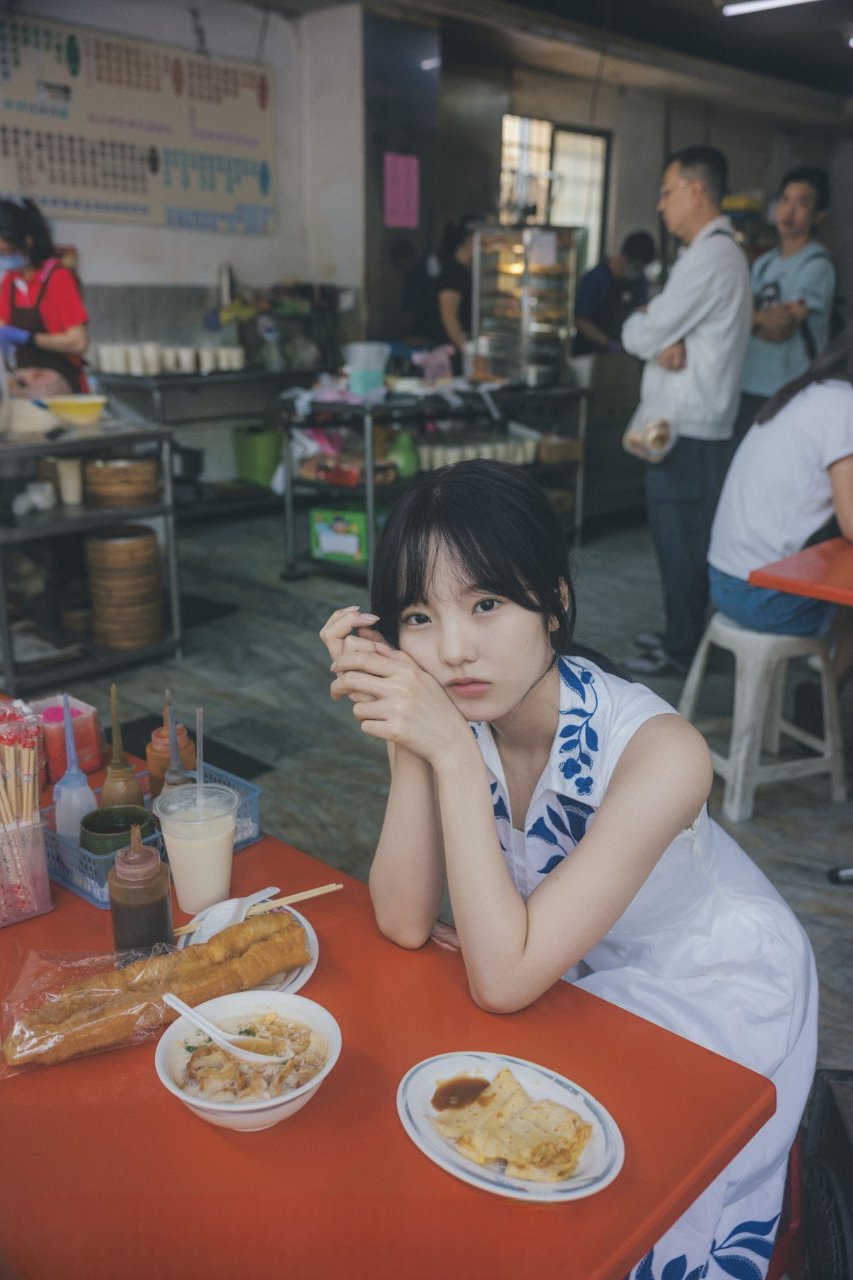 带喜欢的女生去吃早餐店，她好像不是很高兴