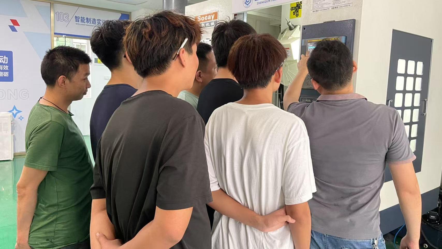 学习CNC数控编程不知道从哪入手？来政群培训中心告诉你