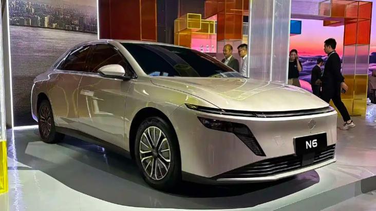 东风日产双管齐下！N6配21度电池，天籁上鸿蒙座舱，12万起双出击