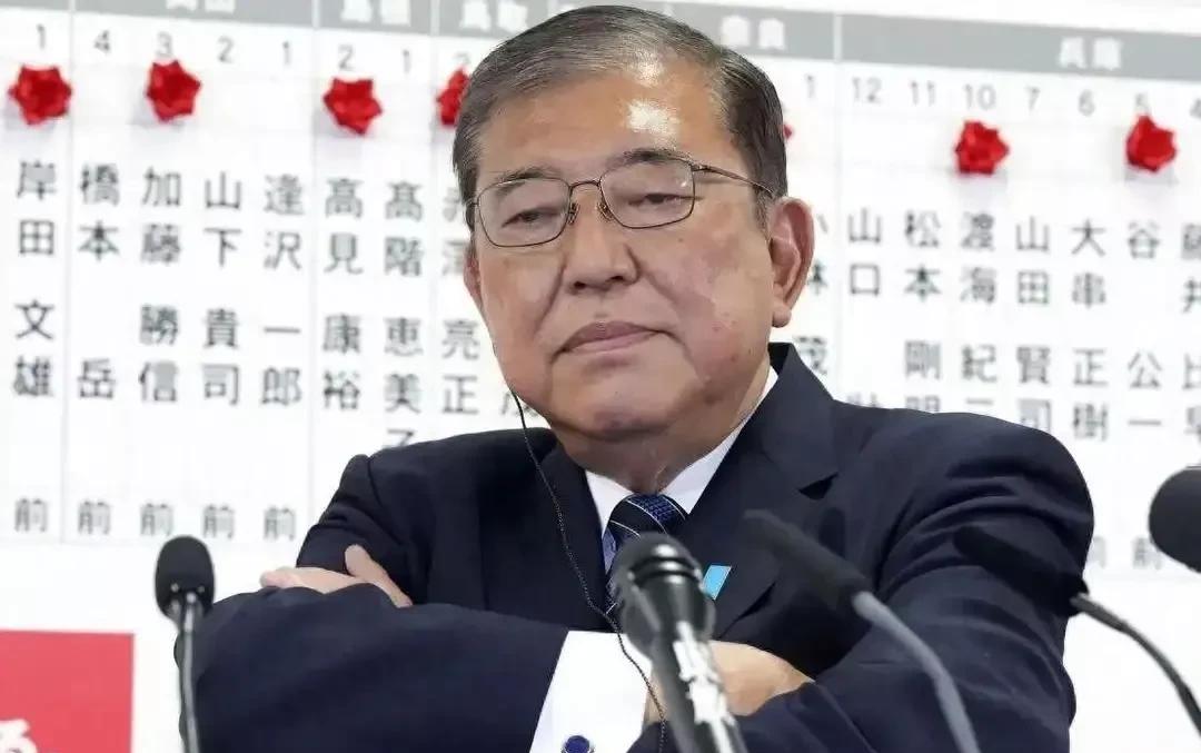 忍无可忍，无需在忍。日本首相石破茂终于鼓起来勇气，向美国喊话了！
石破茂说了，日
