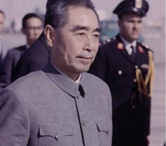1951年，彭德怀要在朝鲜枪毙周总理的女婿，总理得知后，急忙给彭德怀发电，要求将