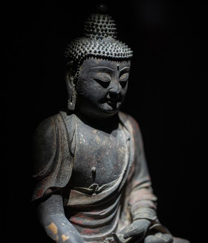 菩萨心肠，金刚手段。善良需有界限，修行不在讨好，能够应无所住，亦能应有所护。
