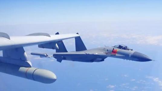 8000公里投送兵力非洲，解放军向全球亮肌肉：中国在下一盘大棋