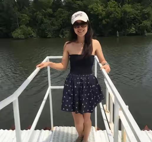 中国反制！美国银行高管在华被限制离境。
美媒17日披露称，富国银行华裔高管毛晨月