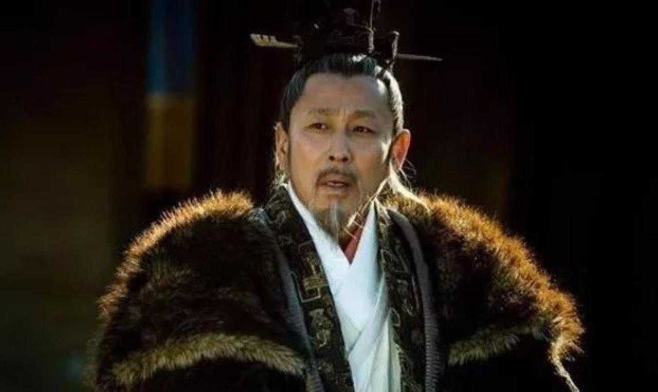 公元前195年，汉高祖刘邦病重，听说：“樊哙准备率部屠杀赵王刘如意母子。”当即，