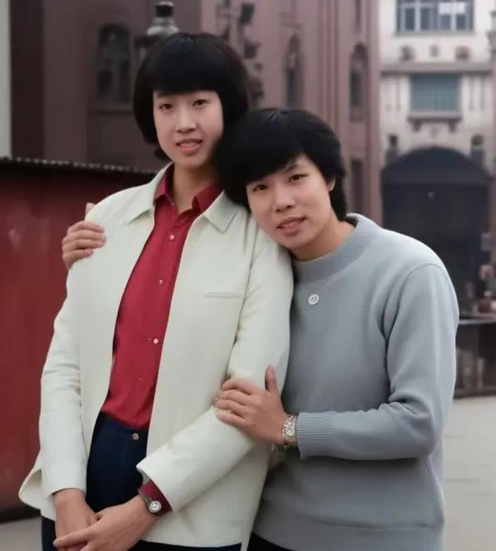 世界女排锦标赛是“世界三大赛”之一，是国际排联重磅赛事，是由32支世界女排队伍参