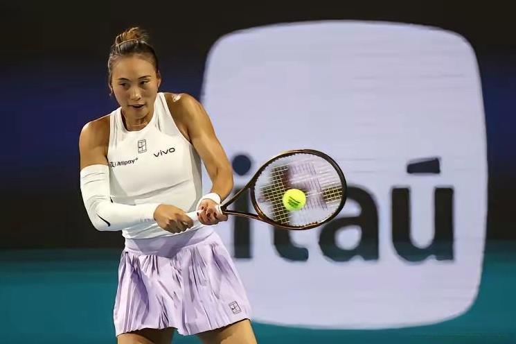 WTA500查尔斯顿站16强名单出炉：

1-16号选手分别为：郑钦文（3号种子