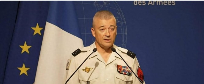 法国阵风战机卖不动的真相











法国最近急得不行，军方高层直接开