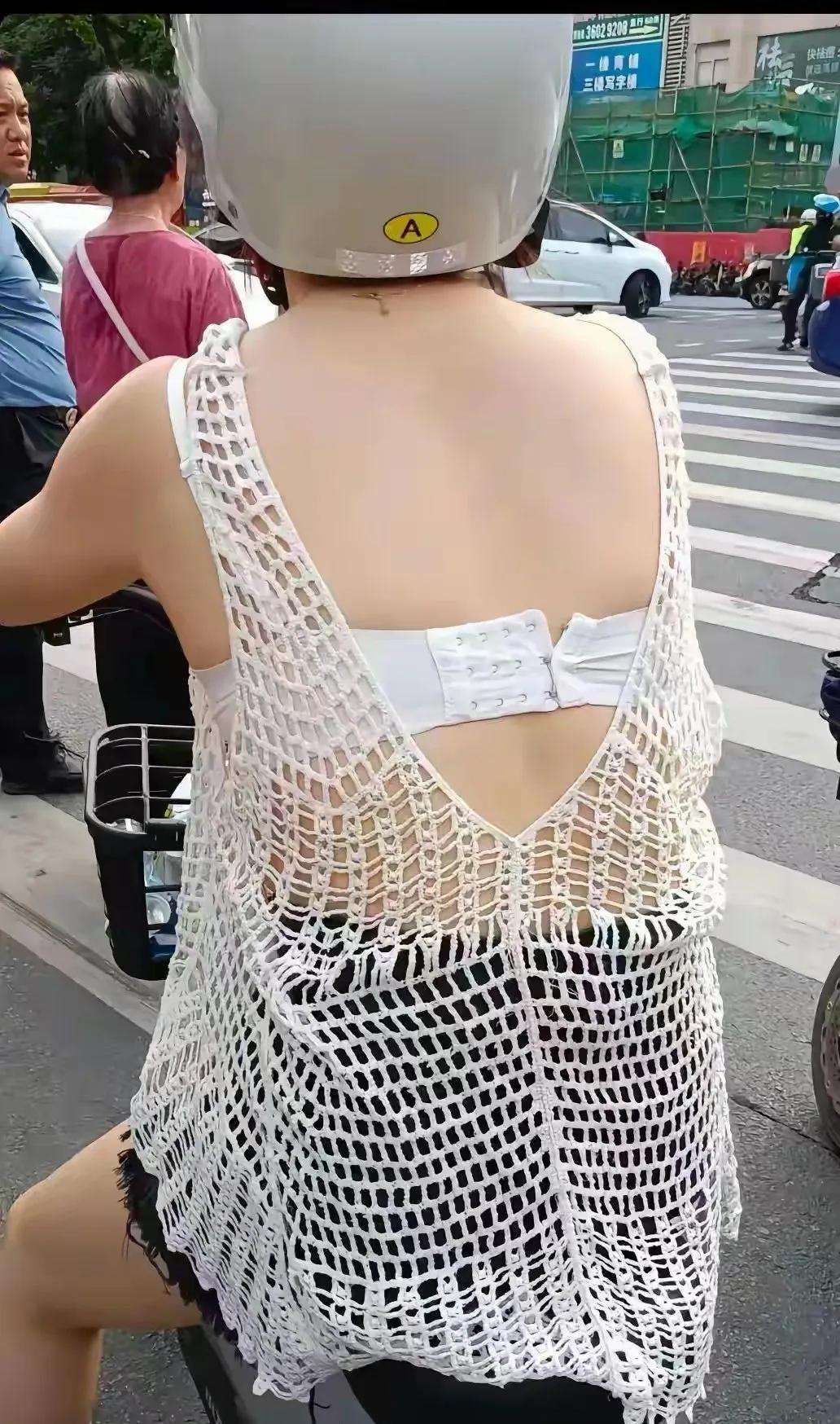 全国的街景都是各种热辣滚烫吧…