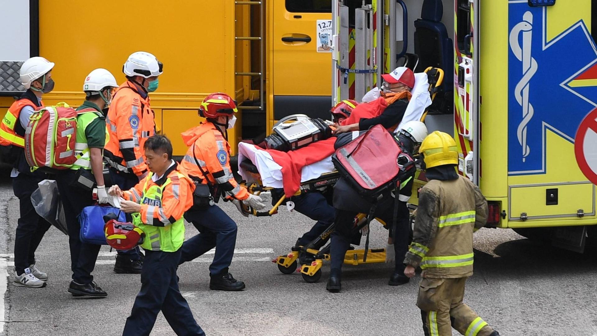香港大埔明火基本扑灭 搜救仍在进行