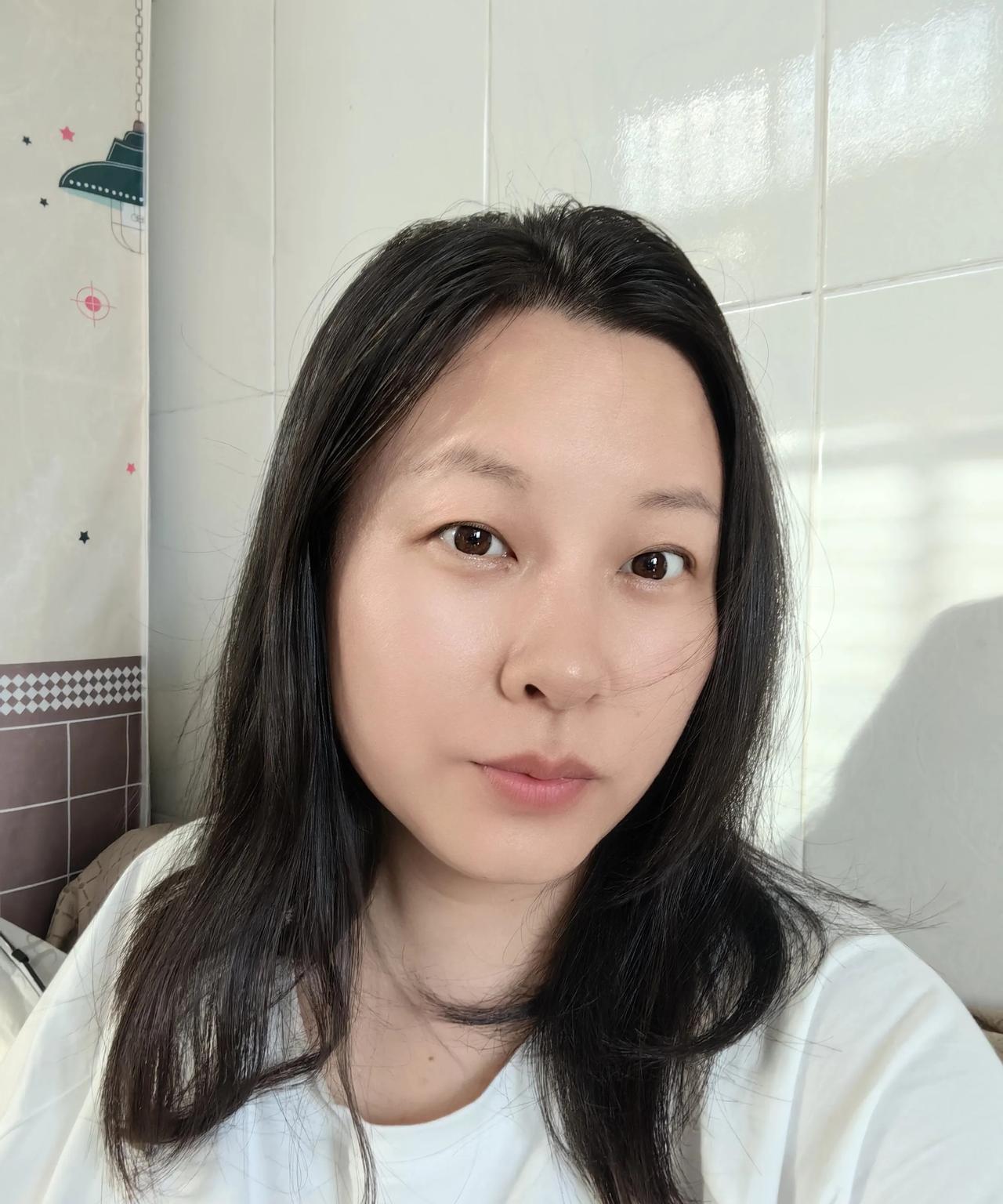 我侄儿这次考试全班第一
全年级第13 侄儿很懂事 帮我哥店里干活
侄儿性格温和 