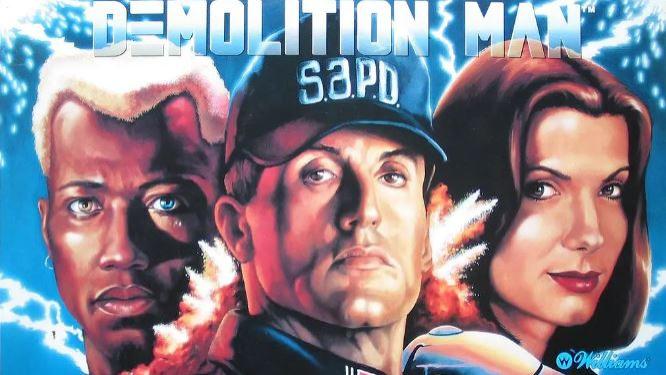 《云中影评》 ： 电影《超级战警》 1993年 马可·布拉姆贝拉