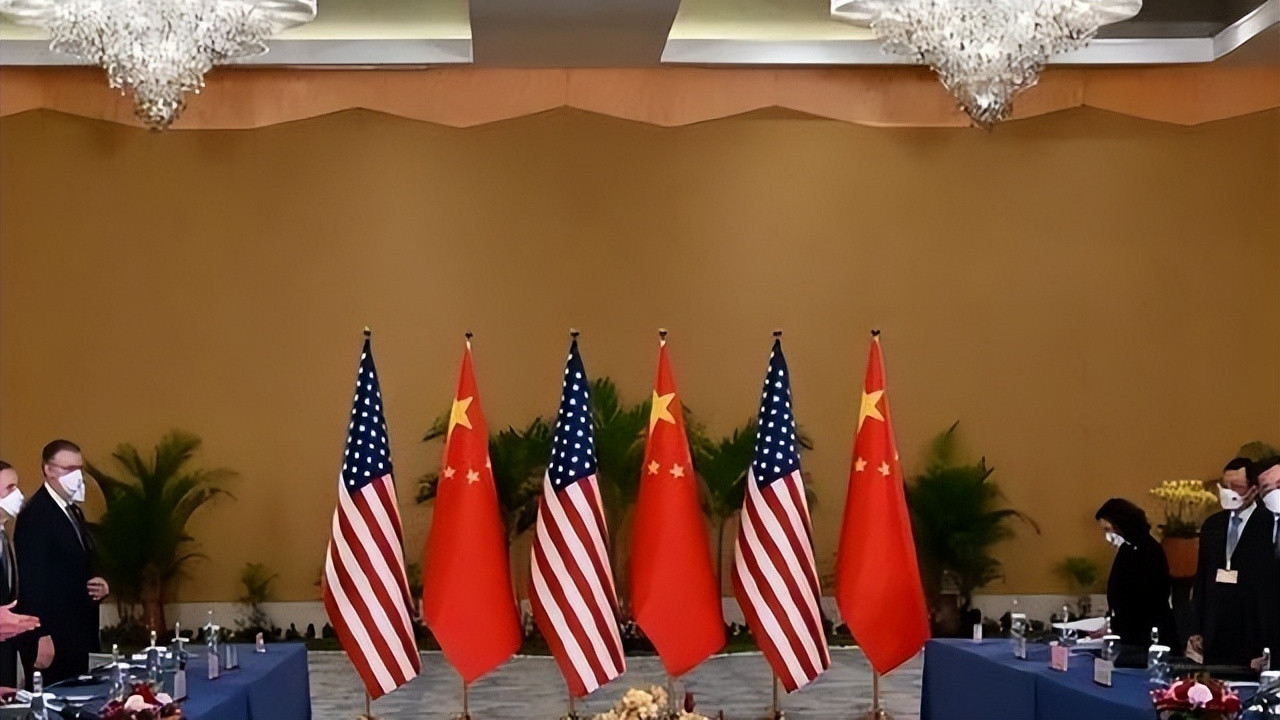 俄智库认为：2025年非常关键，一种情况下，美国可能会和中国开战