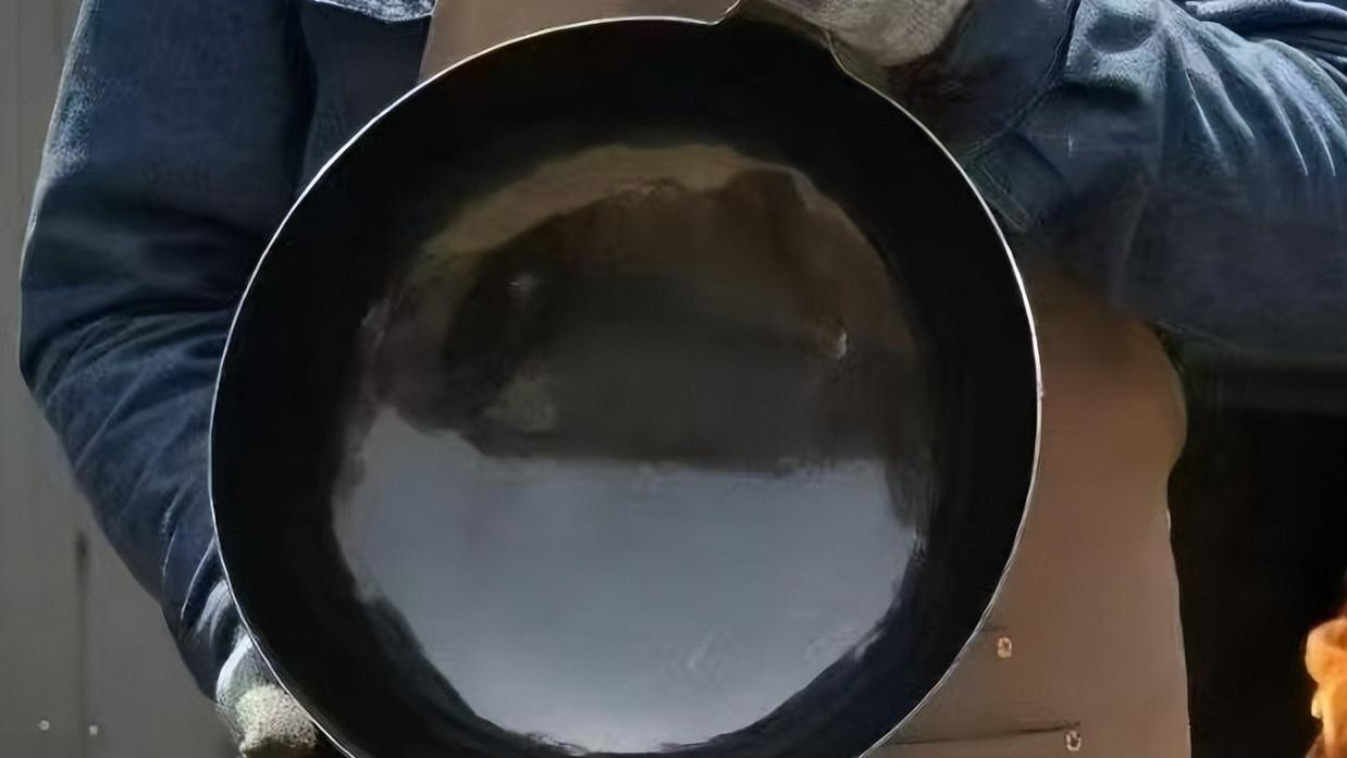 匠合锤铁锅：一锤一匠心，一锅烹出家的温暖记忆​