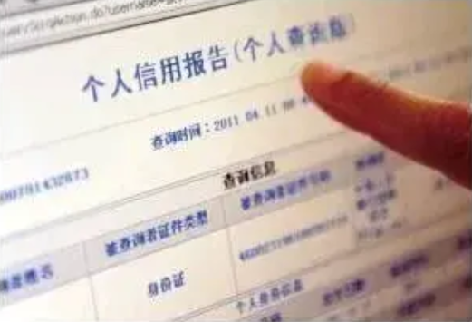 当双休成了常态
大家发现没有，中小学校忽然之间都正常起来了，星期天不上课，节假日